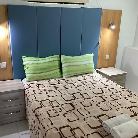 Whitestar Guesthouse Salina Kültér fotó