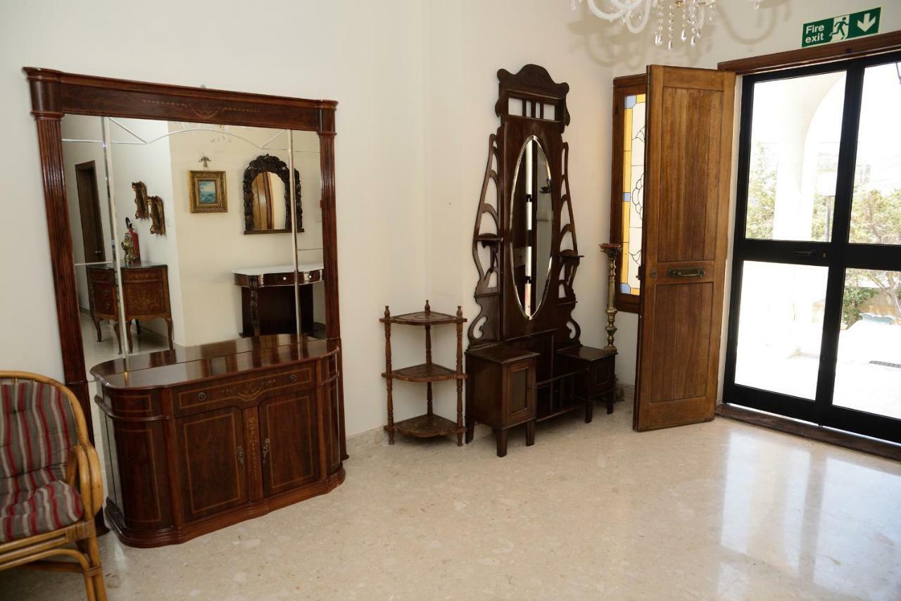 Whitestar Guesthouse Salina Kültér fotó